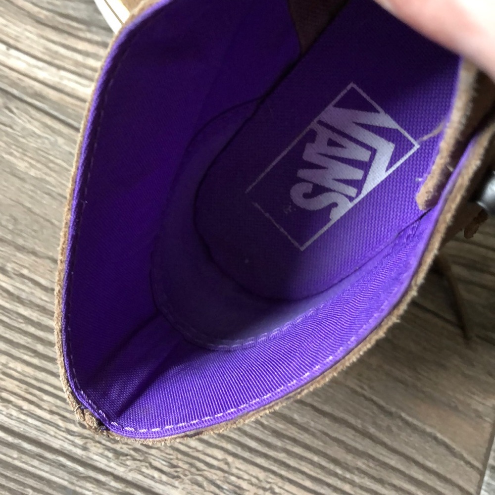 Vans - Picture 4 of 5